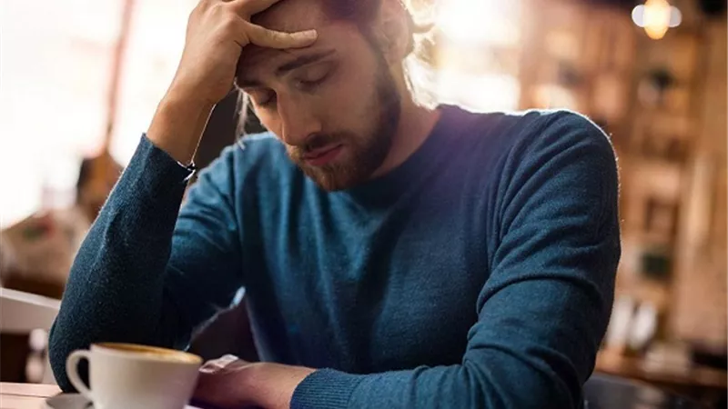 أعراض تخبرك أنك تعاني من نقص فيتامين D
