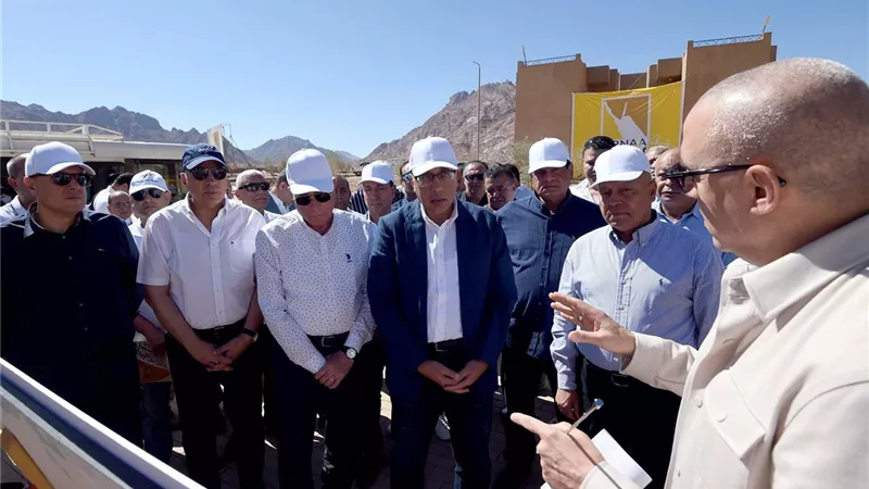 مدبولي يتفقد المنطقة السكنية الجديدة بالزيتونة بمدينة سانت كاترين