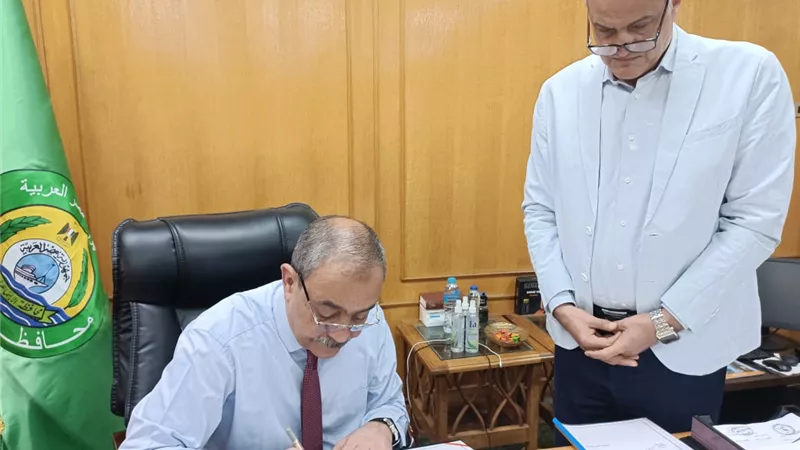 محافظ الإسماعيلية يعتمد تجديد الوظائف الإشرافية