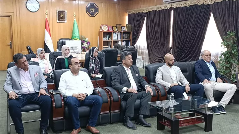 محافظ الإسماعيلية يستقبل رئيس قطاع معهد السالزيان دون بوسكو