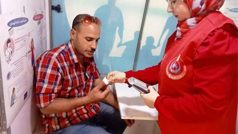توقيع الكشف الطبي وفحص أكثر من 63 ألف مواطن بسوهاج خلال 30 يوم