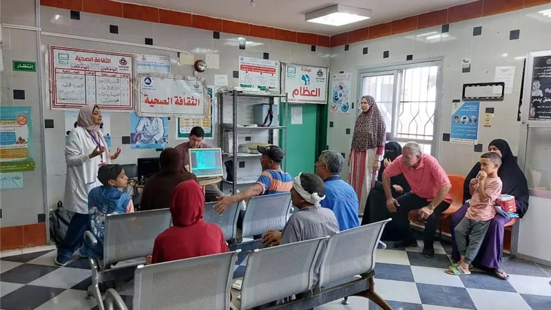 علاج ١٣٤٧ مواطنا بالمجان في قافلة طبية بدمياط