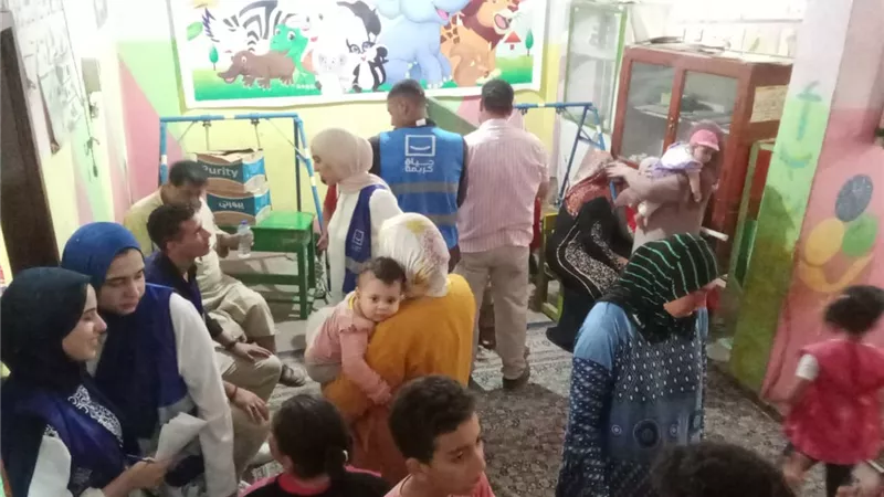 الكشف على 380 مريضاً فى قافلة علاجية في قرية منشأة صبري