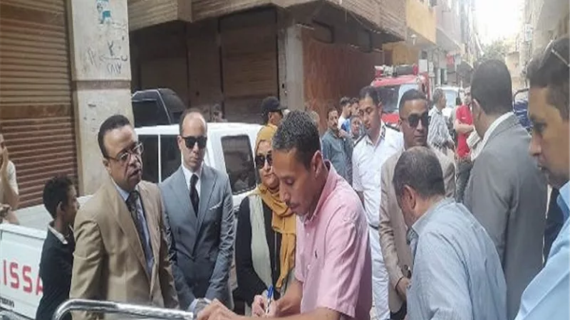 النيابة الإدارية تجرى تحقيقا فى انهيار عقار الخانكة