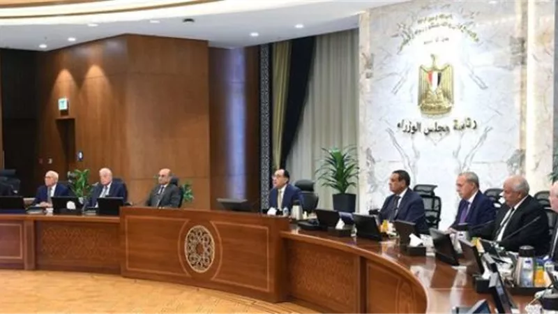 «تيسيرات جديدة في قانون التصالح».. بيان عاجل من الحكومة خلال اجتماع المحافظين