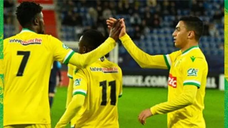 مصطفى محمد يسجل ونانت يفوز علي لوريان بخماسية في الدوري الفرنسي