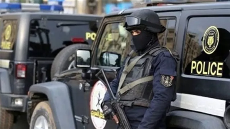 كشف شبكة تستدرج المراهقات عبر الانترنت بالجيزة