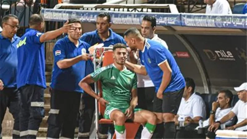 بعد تعرضه لإصابة قوية.. العشرى يمنح هشام صلاح راحة من التدريبات