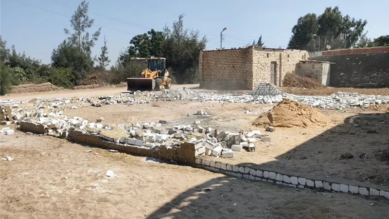 إزالة فورية لحالتيِّ تعدٍّ بالبناء المخالف بالقصاصين