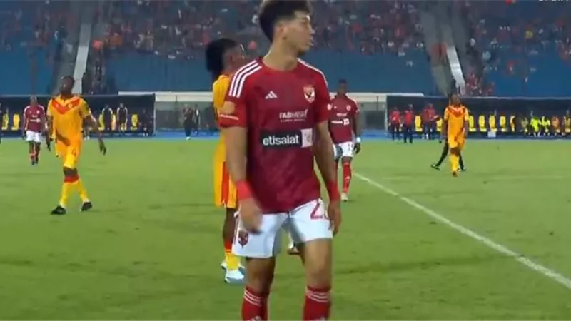 الأهلي يتقدم بهدف الشحات أمام سان جورج فى الشوط الأول