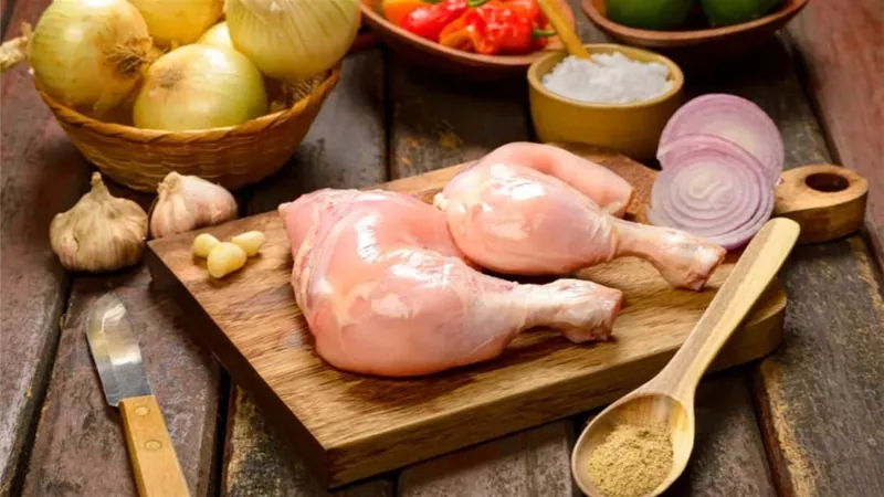 صدر الدجاج أم الفخذ؟ أيهما أكثر صحة؟
