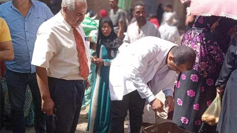 ضبط مخزن أدوية لإدارته بدون ترخيص وتحرير53 محضرا متنوعا فى المنيا