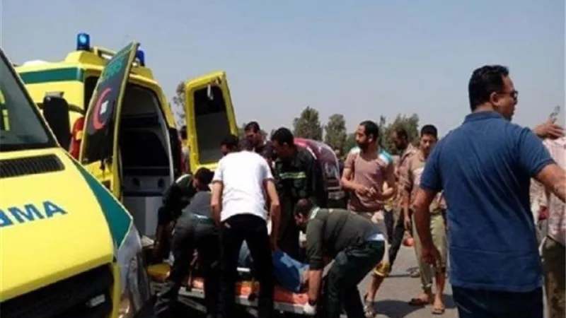مصرع وإصابة 4 فى تصادم سيارة بتروسيكل فى سوهاج