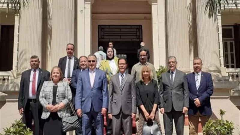 الجيزاوي: نعمل كفريق واحد للارتقاء بالجامعة ورفع تصنيفها