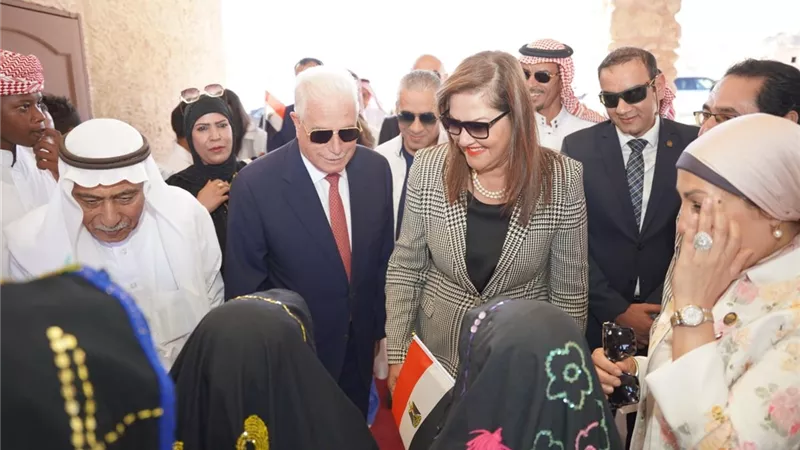 السعيد وفوده يفتتحان تطوير التجمع البدوي «منحر الناقة»