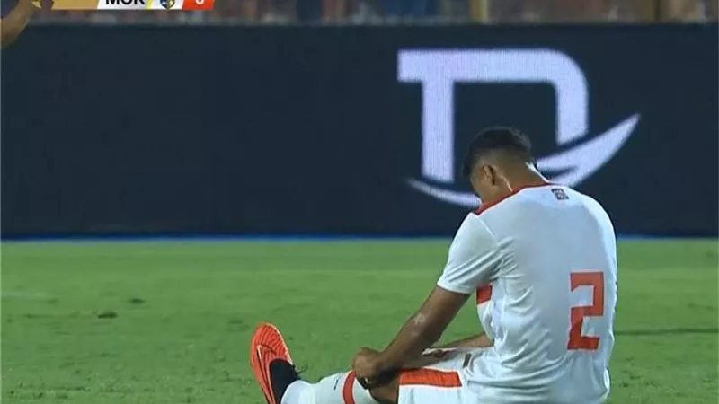 مدافع الزمالك يخضع لأشعة على الركبة لتحدد حجم إصابته أمام المقاولون