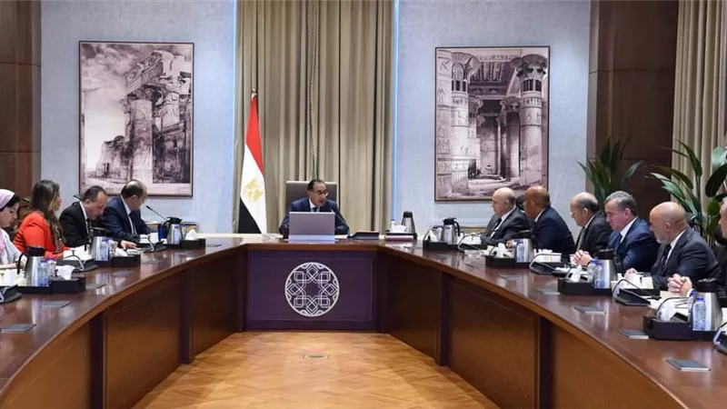 مدبولي يستعرض مقترحات الصناعات المعدنية بشأن زيادة معدلات الإنتاج