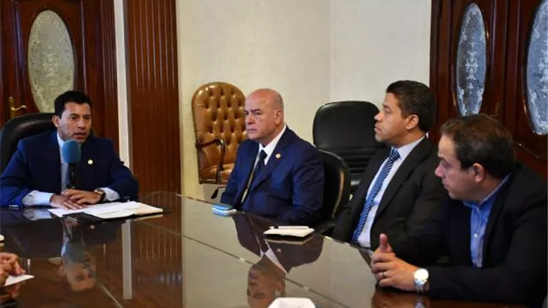 صبحى يتابع مستجدات ملفات العمل مع مديري مديريات الشباب والرياضة