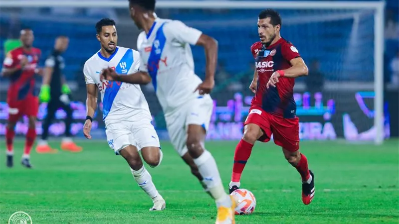 طارق حامد يشارك فى فوز ضمك والتأهل لدور الـ16 بكأس خادم الحرمين