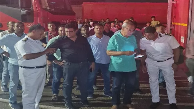 محافظ القليوبية:السيطرة على حريق مصنع بالعبور.. ولا خسائر بشرية