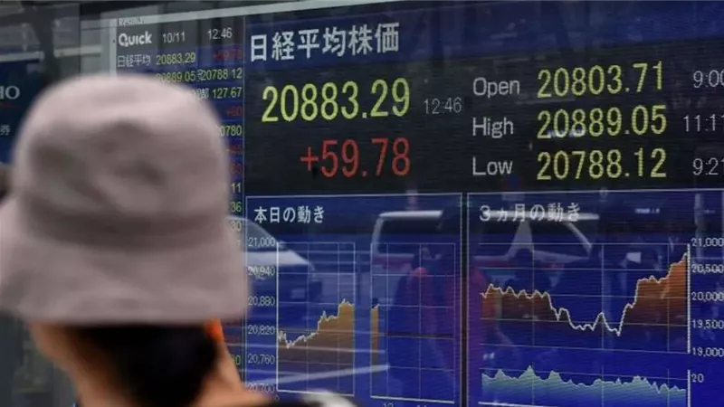 المؤشر نيكاي ينخفض 0.12% في بداية التعاملات في طوكيو