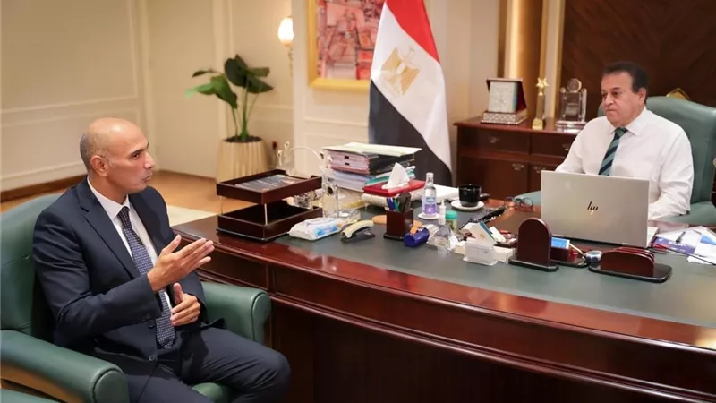 وزير الصحة يستقبل سفير مصر لدى دولة جيبوتي