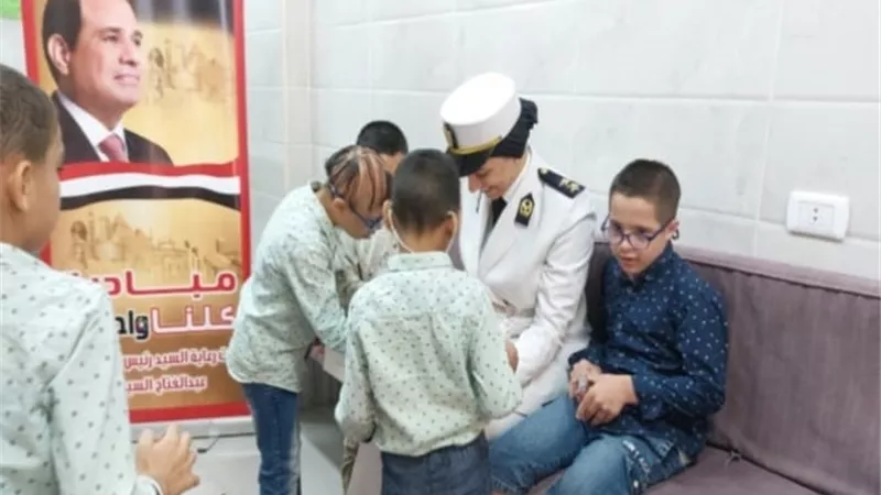 الداخلية تشارك نزلاء دور رعاية الأيتام وذوى القدرات والمسنين