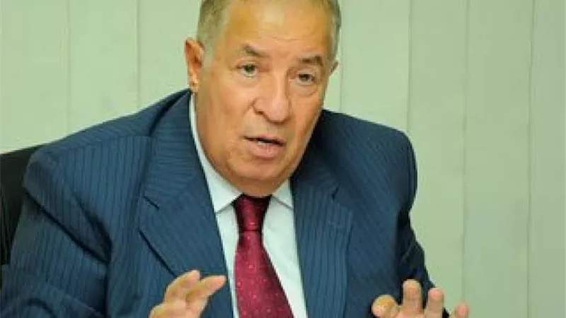 اتحاد المستثمرين يؤيد ويبايع الرئيس السيسي لفترة رئاسية جديدة