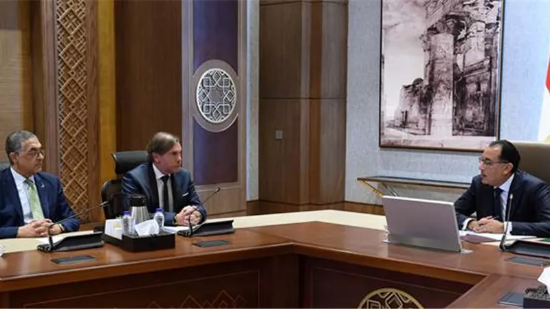 مدبولي يتابع موقف تنفيذ مصنع الأجهزة المنزلية بالعاشر من رمضان