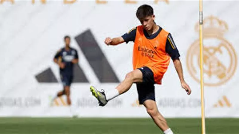 تقارير إسبانية تكشف موعد عودة نجم ريال مدريد من الإصابة