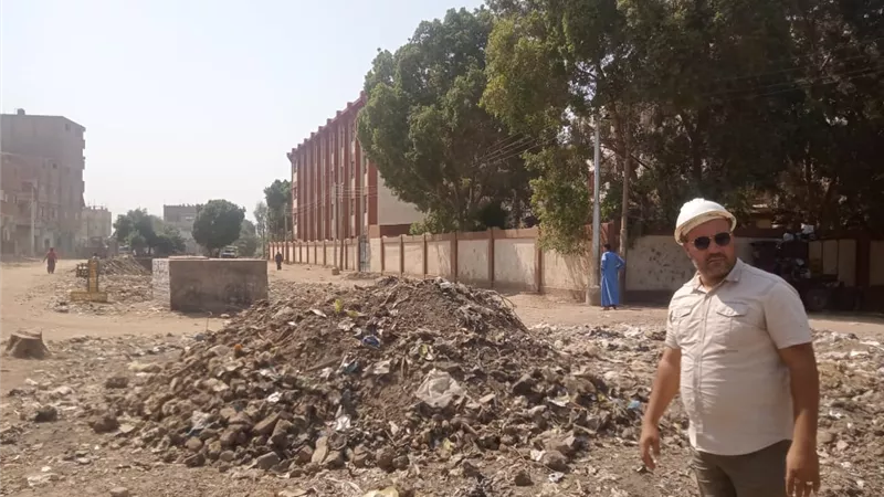 رفع الاشغالات بمحيط المدارس استعداداً للعام الدراسي الجديد