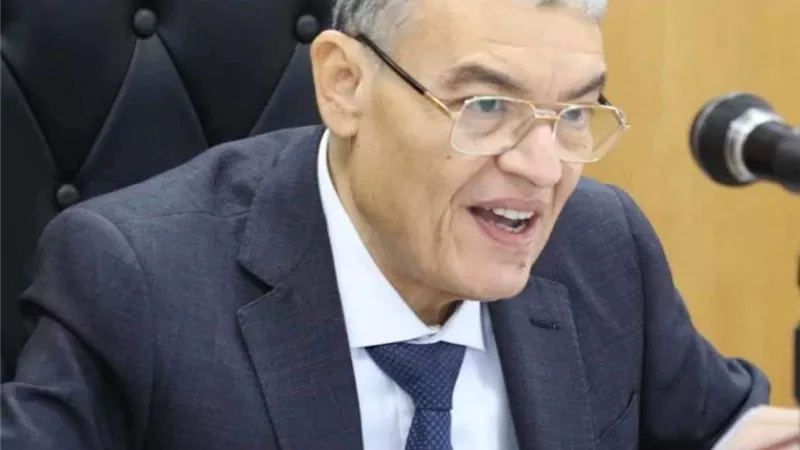 محافظ المنيا يوجه بتكثيف الإجراءات الوقائية بالمدارس