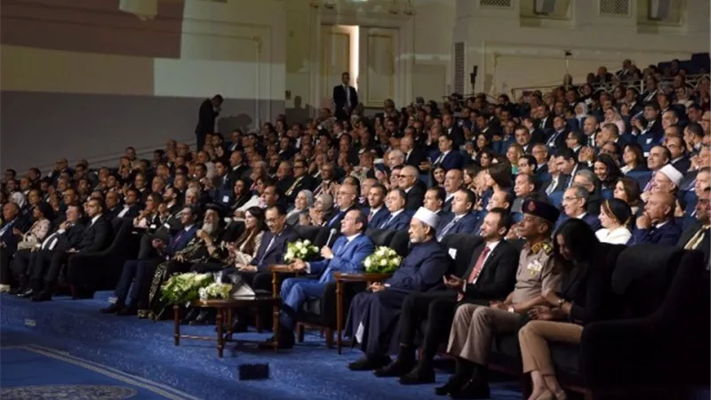 متحدث الرئاسة ينشر صور مشاركة الرئيس في مؤتمر «حكاية وطن» بين الرؤية والإنجاز