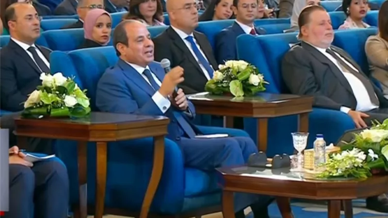 الرئيس السيسي: تكلفة المعاشات حتى 2050 حوالي 45 تريليون جنيه سيتم دفعهم من ميزانية الدولة