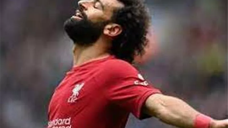 صلاح يقود تشكيل ليفربول أمام توتنهام