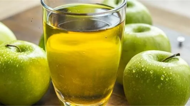 3 فوائد لشرب عصير التفاح على معدة فارغة