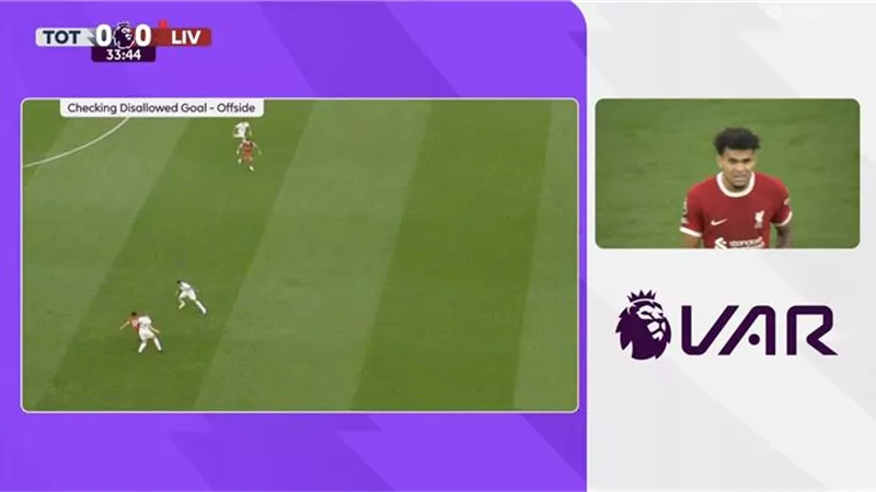 كواليس إلغاء هدف لويس دياز الصحيح في مباراة ليفربول وتوتنهام