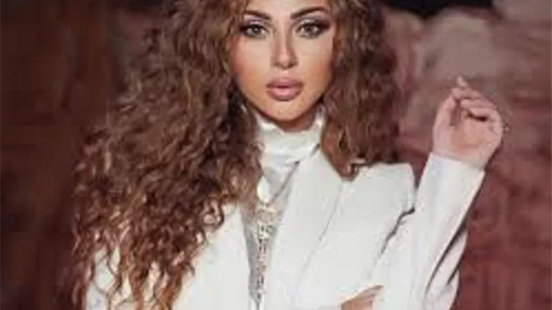 ميريام فارس لمنتقدى تشبيهها بجارة القمر