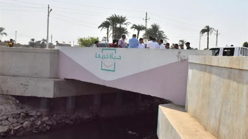 محافظ أسيوط يتفقد مشروع إنشاء كوبري شلوف حمولة 70 طن