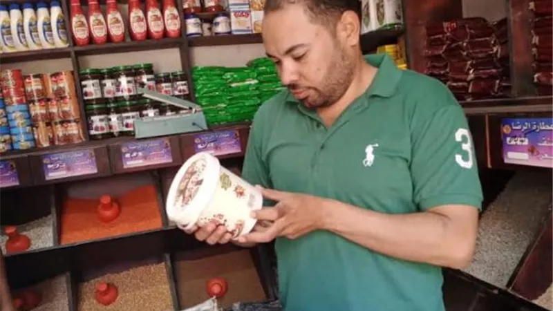 إعدام 170 طن أغذية و غلق 1254 منشأة مخالفة خلال 97 يوم