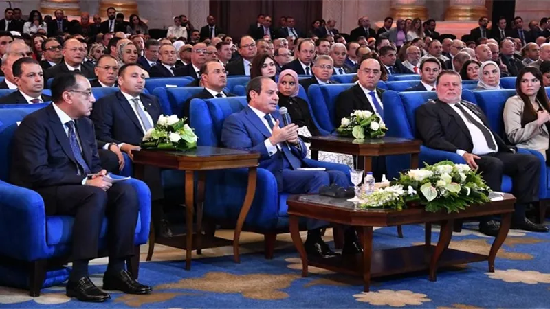 الرئيس السيسي: القطار الكهربائي السريع تكلف 25 مليار دولار