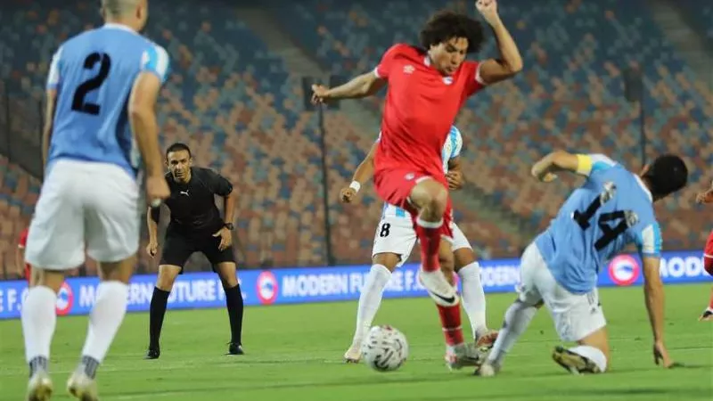 التعادل الإيجابي عنوان الشوط الأول للقاء فيوتشر وسينجيدا