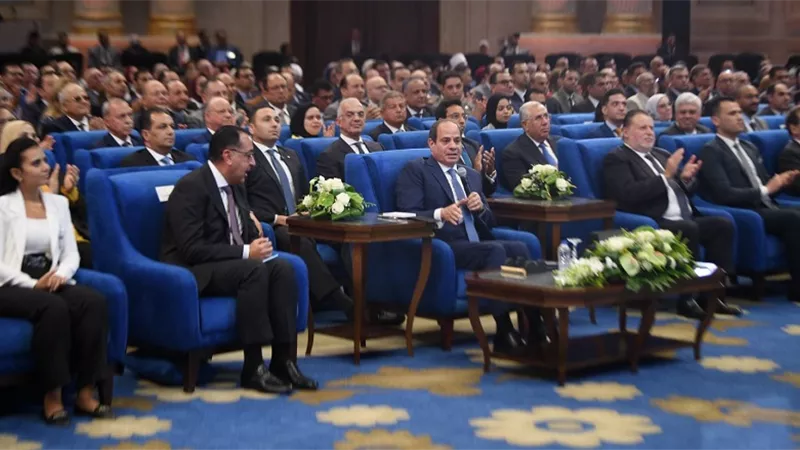السيسي:بدأنا برنامج متطور لمعالجة المياه منذ 7سنوات بتكلفة 300 مليار جنيه