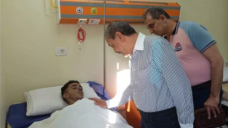 محافظ الإسماعيلية يطمئن على حالة المصابين بحريق مديرية الامن..صور