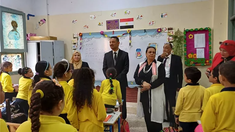 انتظام الدراسة داخل مدارس تعليم الجيزة في اليوم الثاني