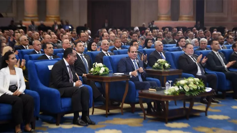 السيسي : افتتاح مشروع إنتاج البلازما عام 2026