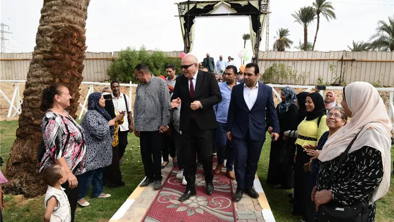 محافظ قنا يفتتح حديقه نجع حمادي العامه