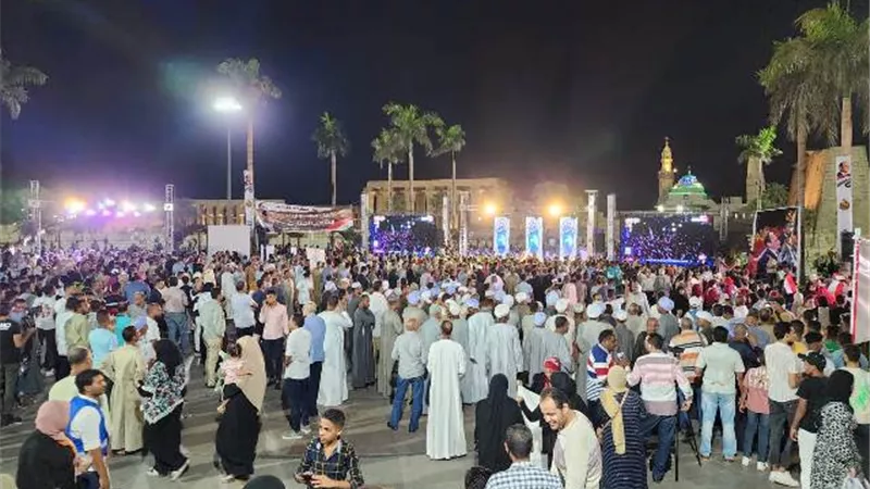 مسيرات تأييد للرئيس بمشاركة الآلاف من أبناء الأقصر