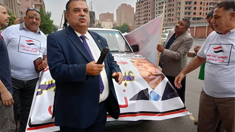 اتحاد عمال الجيزة ينظم مسيرة جاشدة لتأييد السيسى