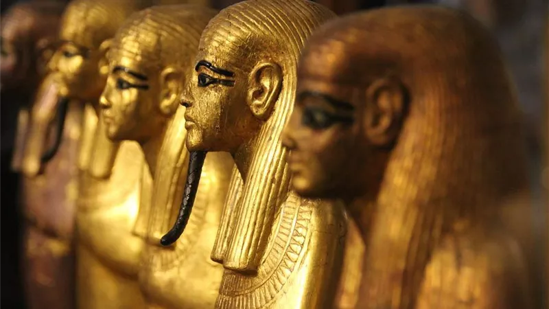المتاجره فى الآثار حكمها الإفتاء تجيب